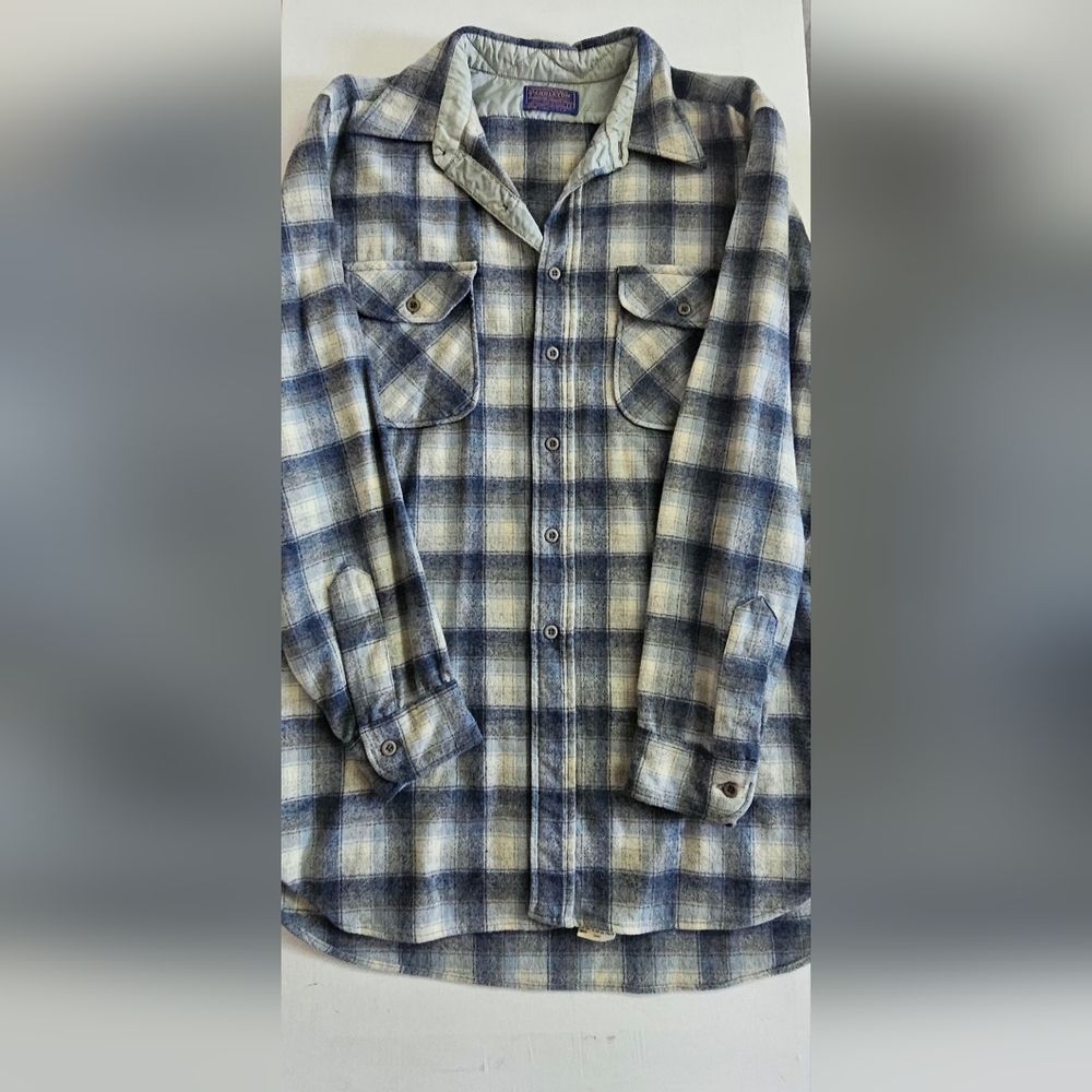 Vintage Mens Country Traditionals By Pendleton. 100% Pure Virgin Wool Large